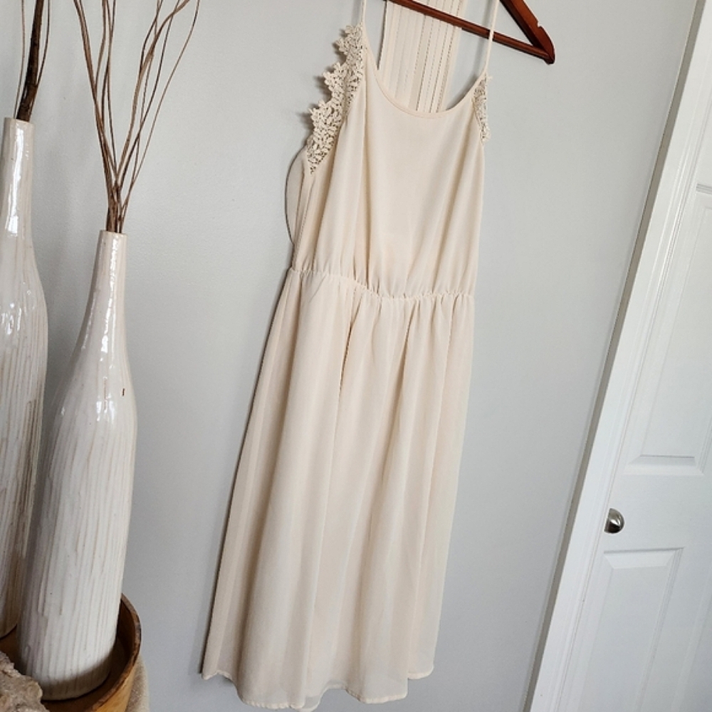 Cream Sleeveless Dress with Lace Detail